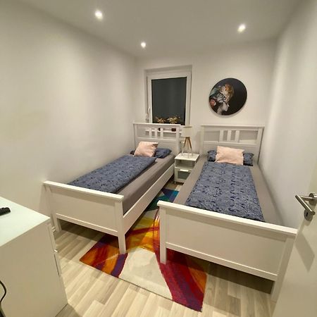 Schoen, Praktisch & Zentrale Lage Bergrheinfeld Buitenkant foto