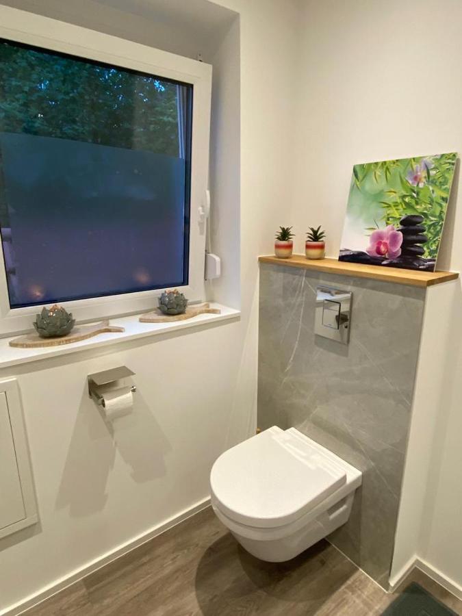 Schoen, Praktisch & Zentrale Lage Bergrheinfeld Buitenkant foto